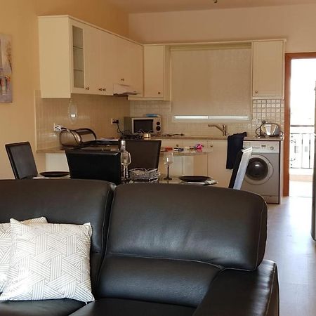 Petras Cozy Nest, 1-Bedroom Apt., Paphos-Universal Buitenkant foto